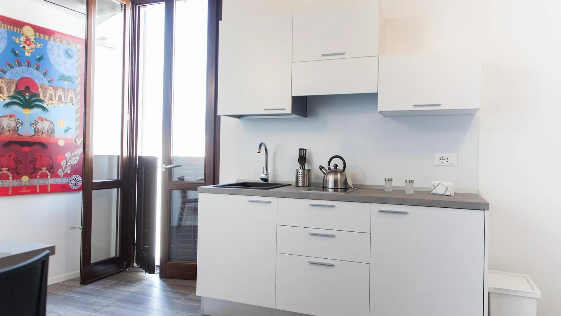 Aparthotel Apartments Porta Di Castro Palermo Italy