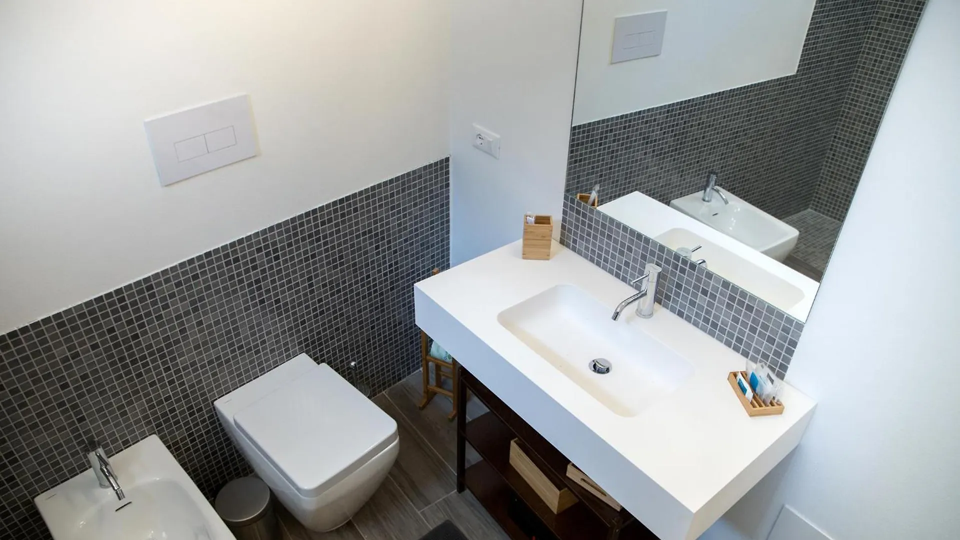Aparthotel Apartments Porta Di Castro Palermo