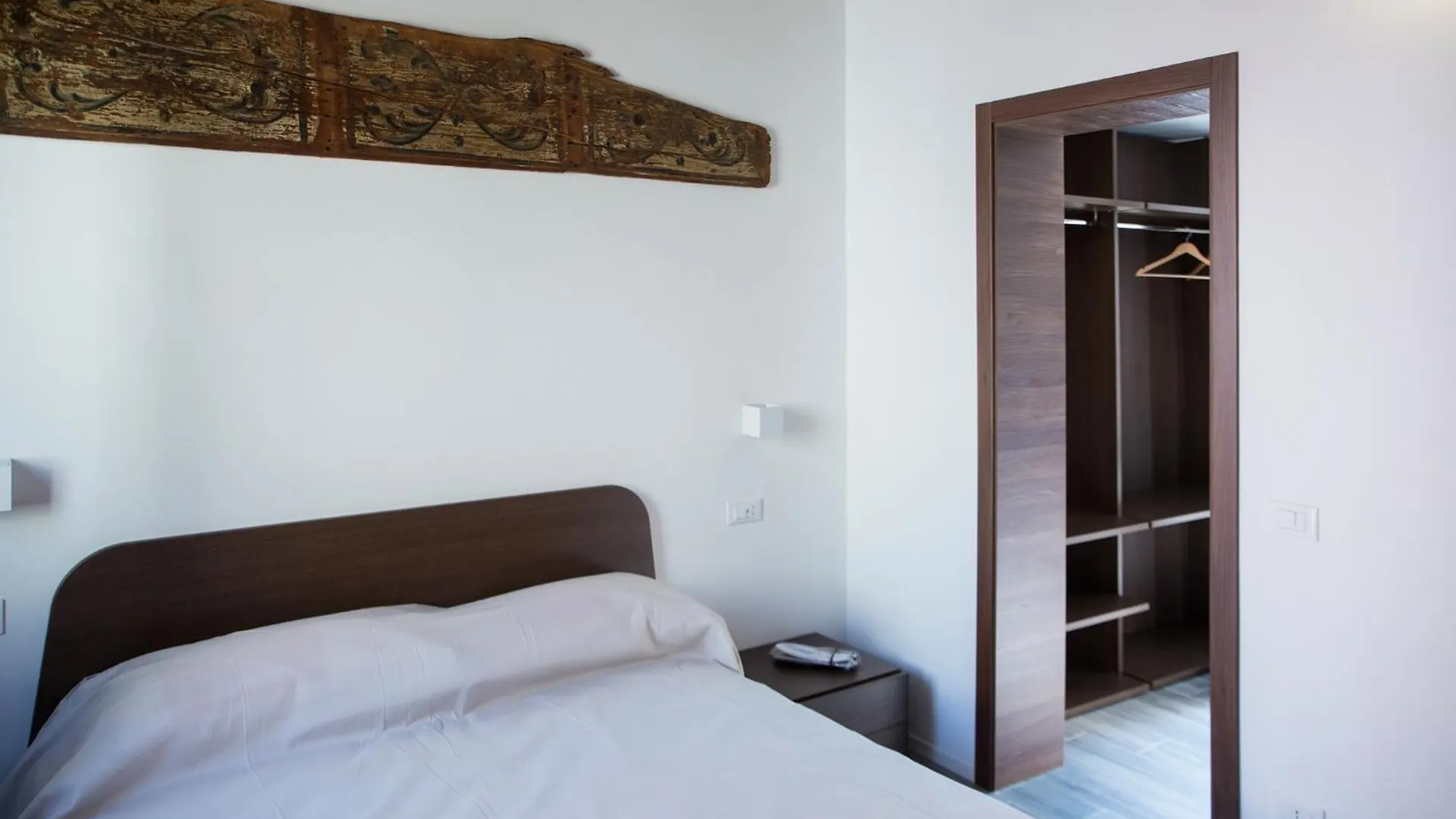 Apartments Porta Di Castro Palermo Aparthotel