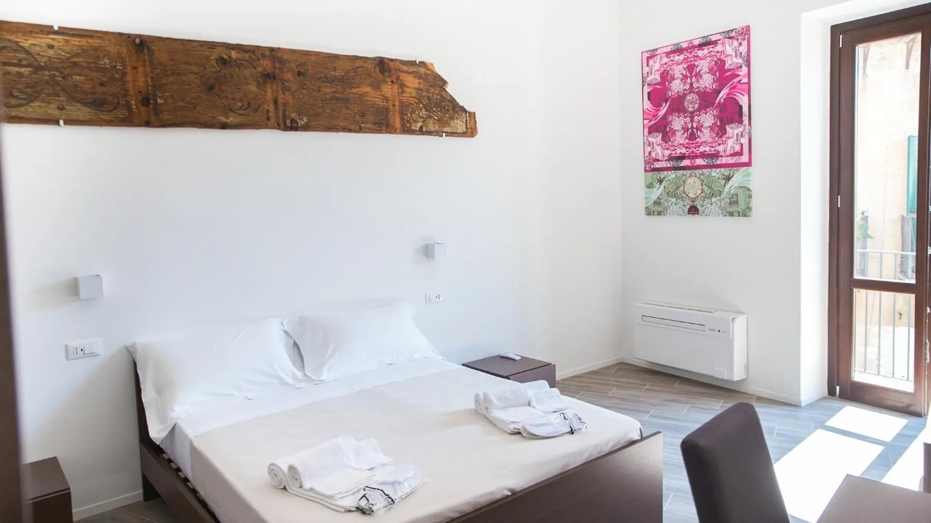 Aparthotel Apartments Porta Di Castro Palermo
