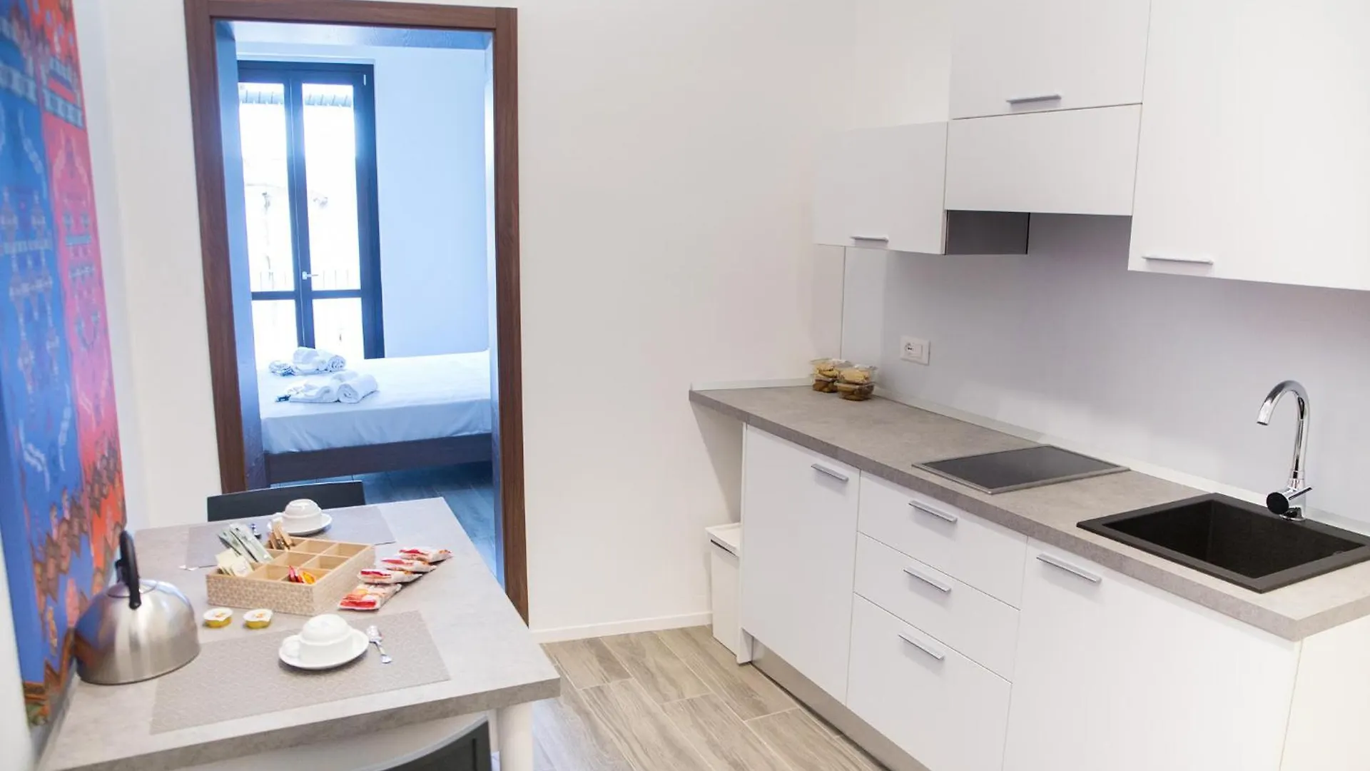 Aparthotel Apartments Porta Di Castro Palermo